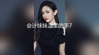 Al&mdash;艾琳莫里亚蒂 尝试新玩具