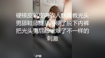 [MP4/ 1.67G]&nbsp;&nbsp;很敞亮的黑丝骚学妹，全程露脸激情啪啪，让小哥按着头草嘴玩骚奶子