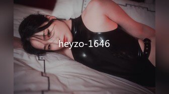 【MandyLovesYou】长腿女神跳蛋大黑牛自慰~爽到喷水~【27v】 (23)