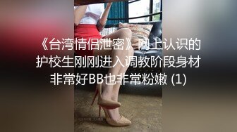 精选商城抄底漂亮美女 妹子笑的好开心 性感屁屁一颤一颤的 看着更诱惑