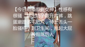 漂亮制服美眉 老公你要轻一点 温柔一点 好大 把我逼逼塞满了 为什么男人都喜欢穿上制服 声音好甜的妹子