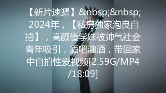 最新极品爆乳丰臀蜜穴网红尤物玩具 骚丁超短牛仔 笔奸白虎嫩穴