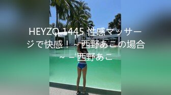 公共浴池偷拍到一个极品小美女